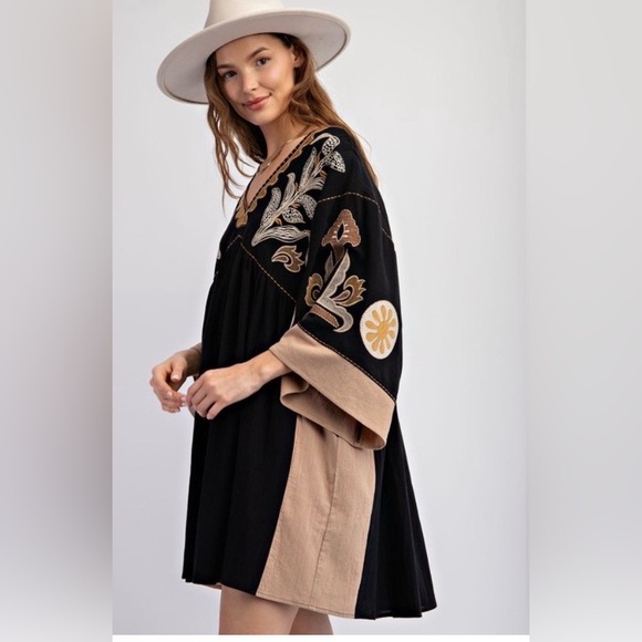 Easel Boho Embroidered Cotton Dress l Black and Tan I Pockets SZ M - Picture 2 of 6